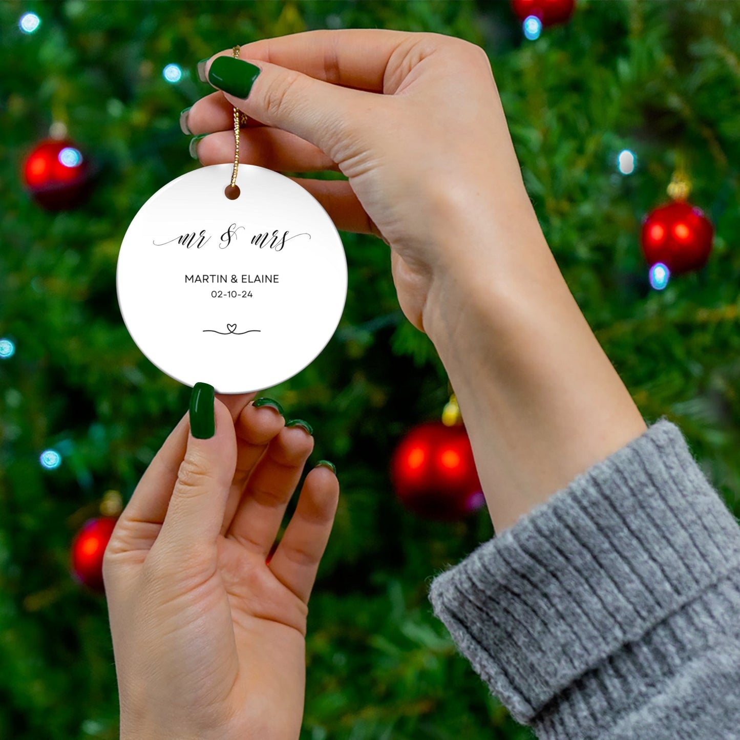 Black White Minimalist Customized Just Married Mr Mrs Circle Ceramic Ornament for Christmas 2024 (3mm) | Husband & Wife Wedding Gift First Christmas Tree