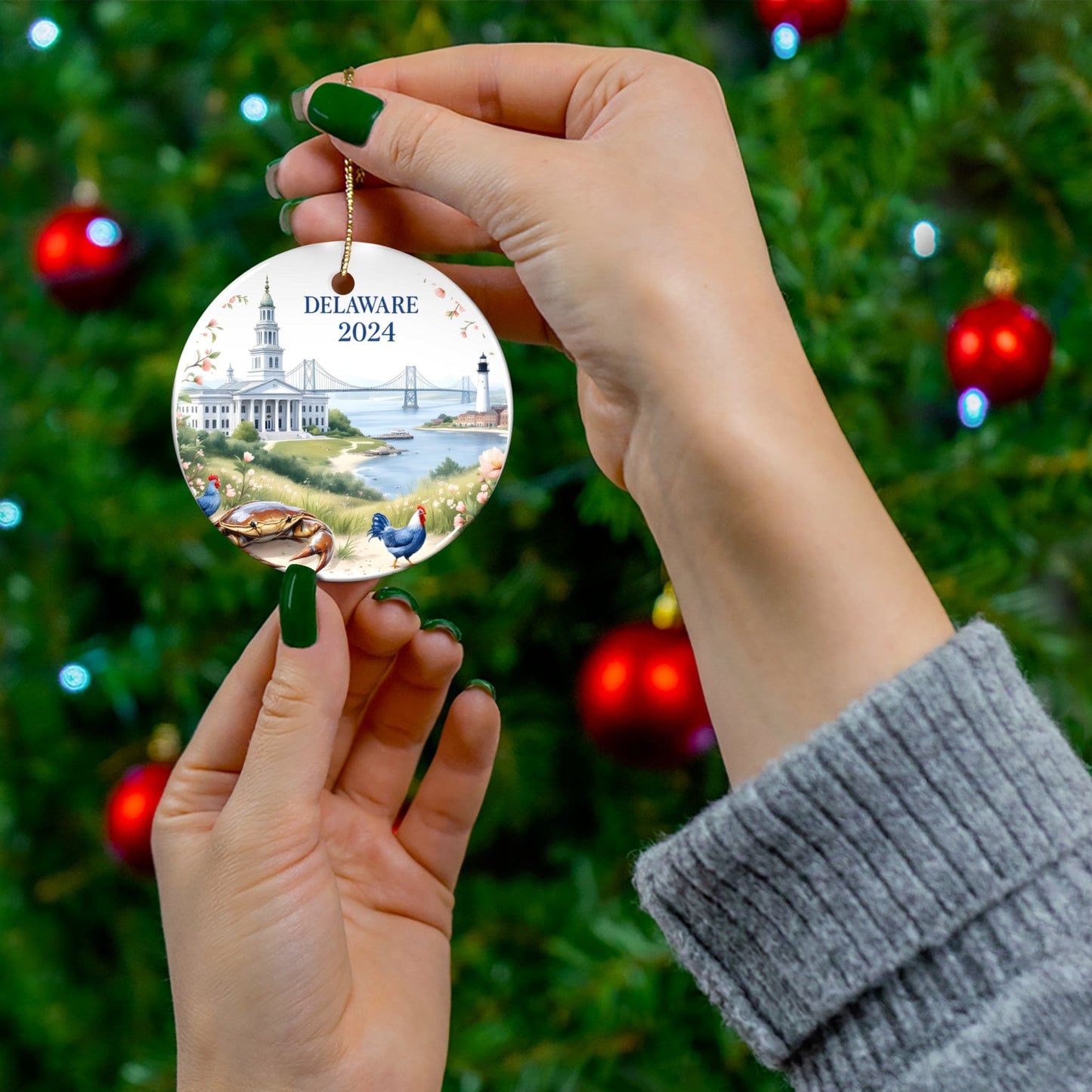 Green Blue DELAWARE State Artist Themed Flat Ceramic Bauble 2024 for Christmas (3mm) - Circle Shape | Secret Santa Gift Ideas for Anyone