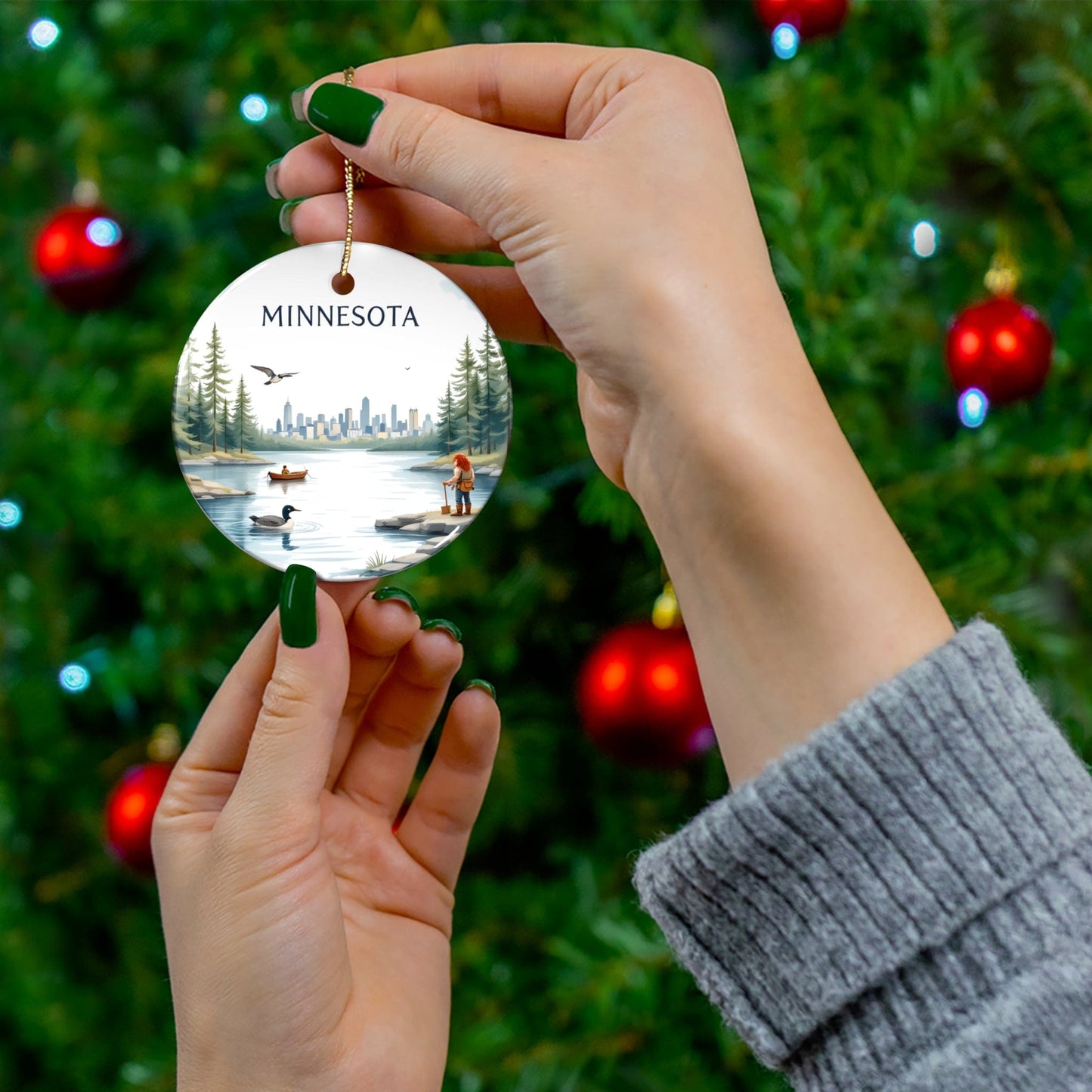 2024 MINNESOTA State Ornament - Green White Ceramic Circle Bauble (3mm) | Unique Artist-Designed Gift for Christmas, Home Decor, Collectors & Travel Enthusiasts