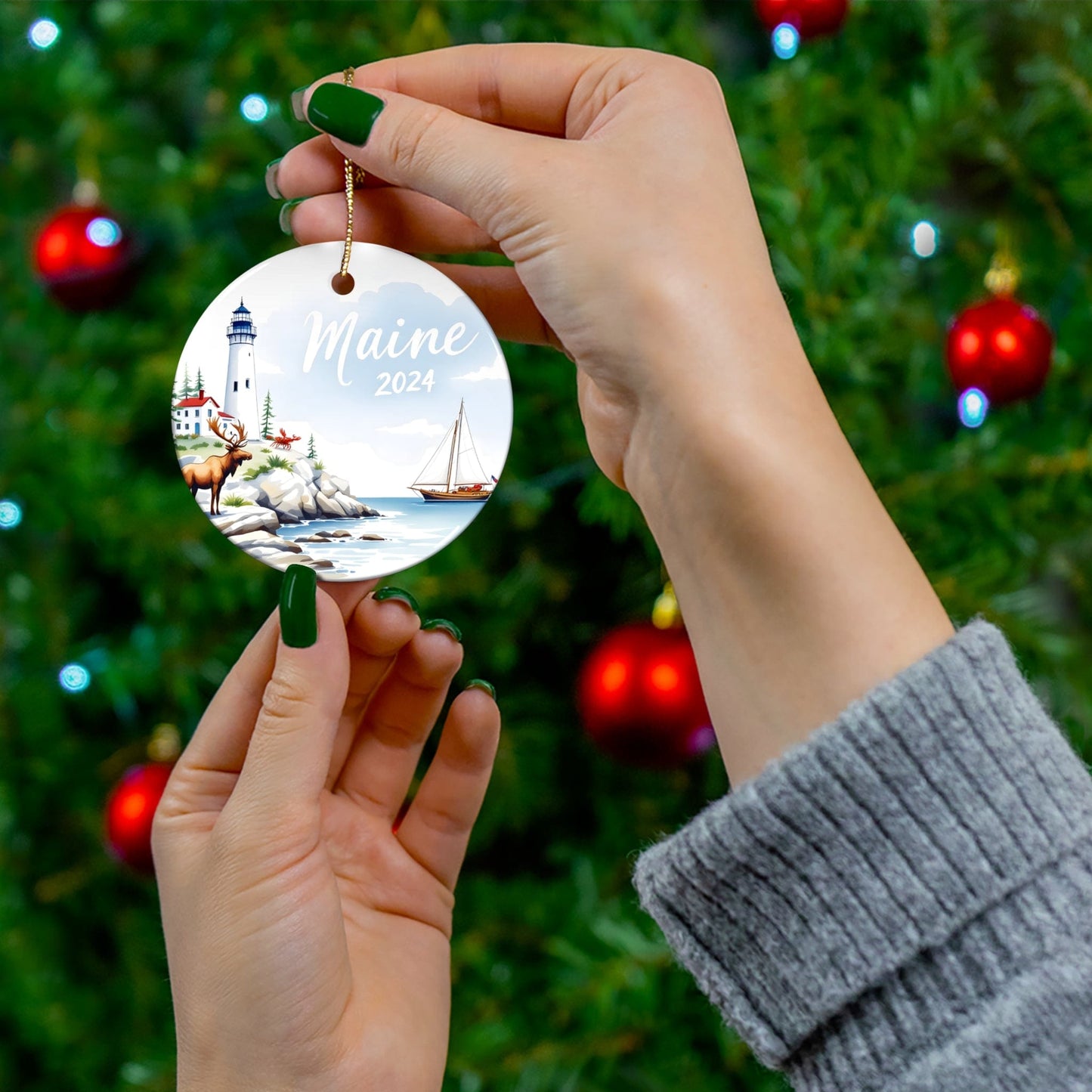 2024 Light Blue Maine State Ceramic Bauble - Unique Artist-Designed Circle Bauble (3mm) | Unique Artist-Designed Gift for Christmas, Home Decor, Collectors & Travel Enthusiasts